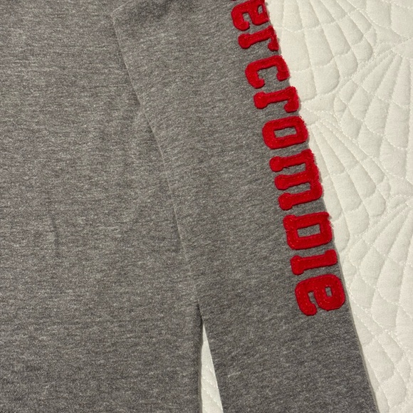Abercrombie Kids Long Sleeve T-Shirt- kids Size S - Picture 6 of 10